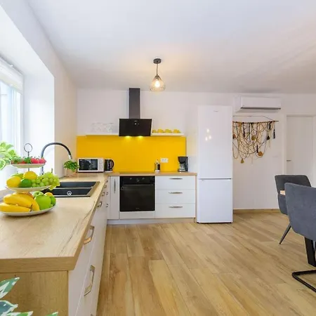 San Comfortable Holiday Villa