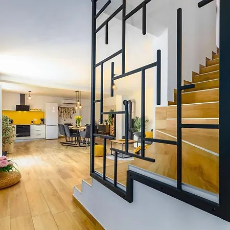 San Comfortable Holiday Villa *