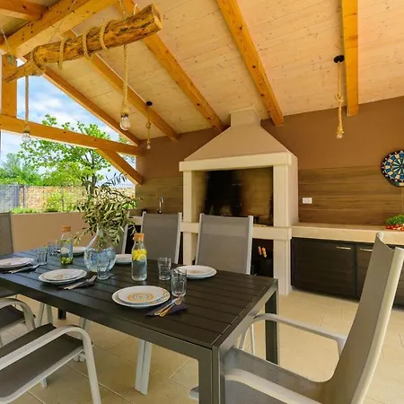 Villa San Comfortable Holiday *